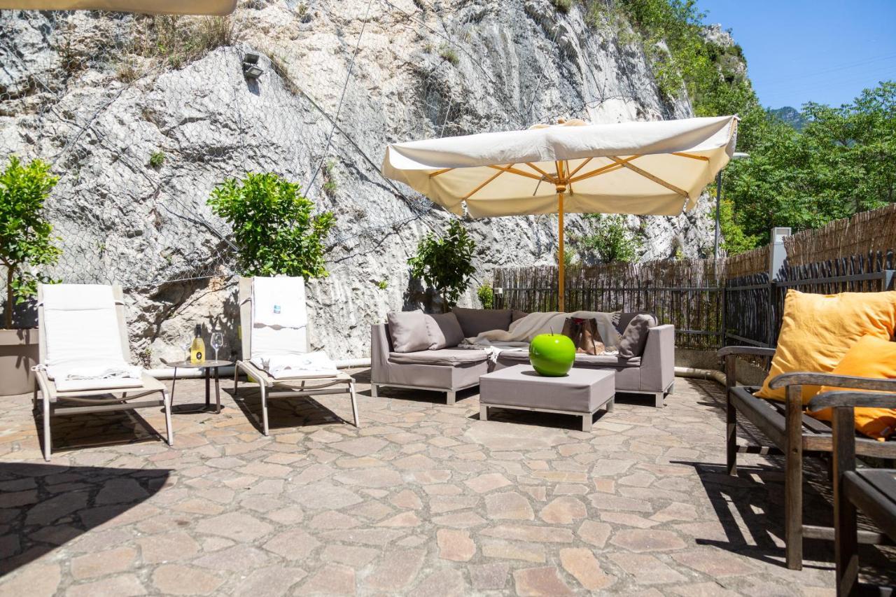 Villa Fiore Torbole Sul Garda Bagian luar foto