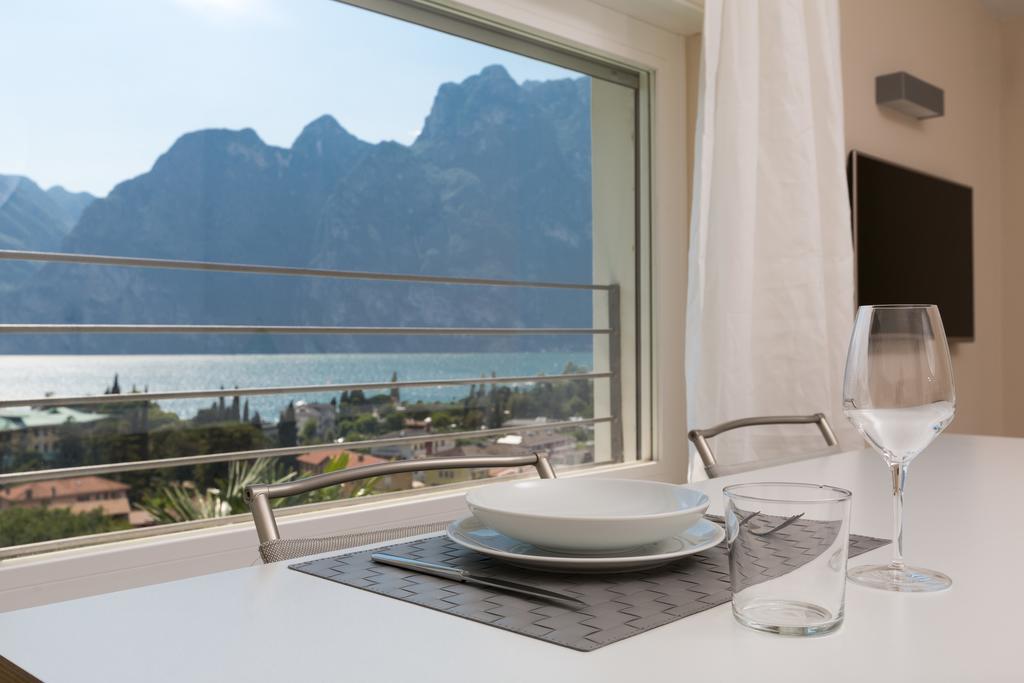 Villa Fiore Torbole Sul Garda Ruang foto